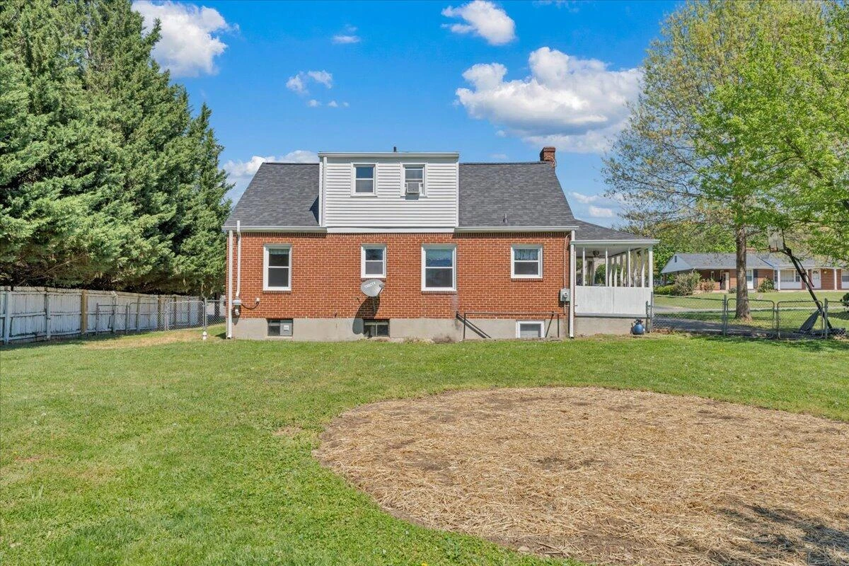 3717 Thompsons LN - Photo 33