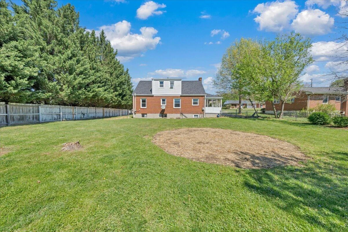 3717 Thompsons LN - Photo 34