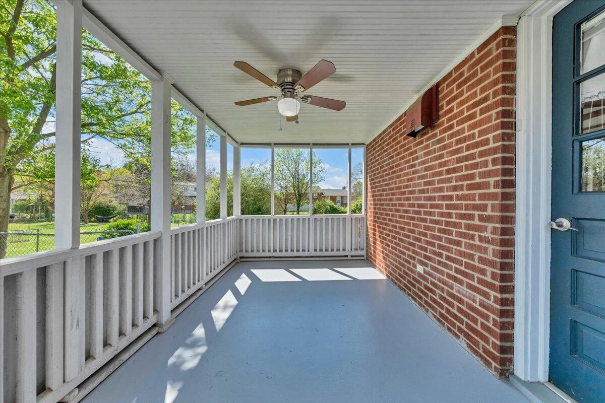 3717 Thompsons LN - Photo 35
