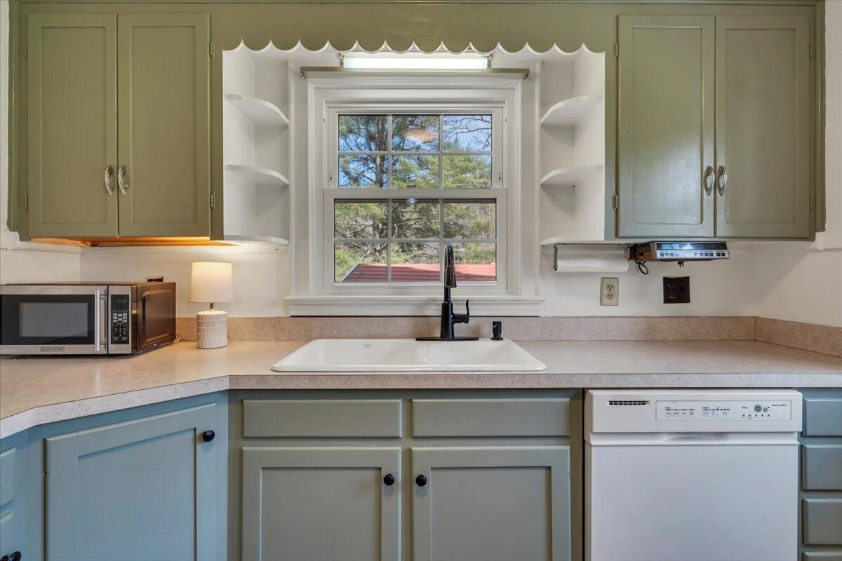 10388 Bent Mountain RD - Photo 26
