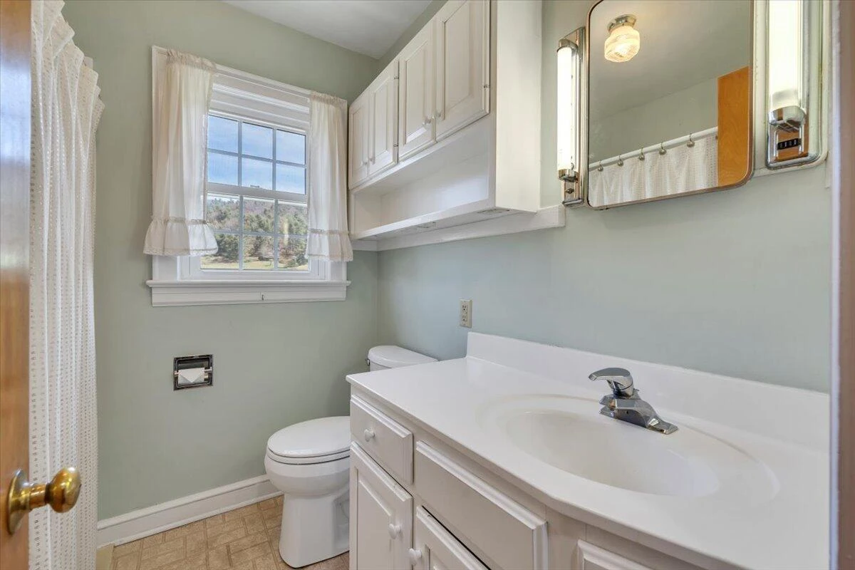 10388 Bent Mountain RD - Photo 27
