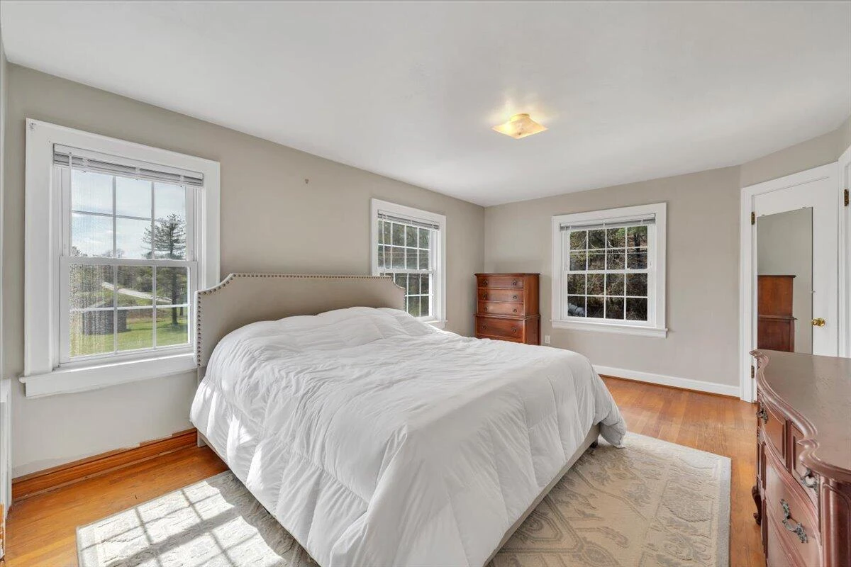10388 Bent Mountain RD - Photo 30