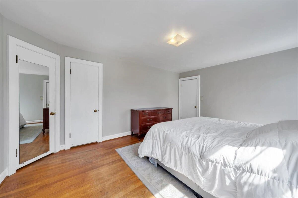 10388 Bent Mountain RD - Photo 32
