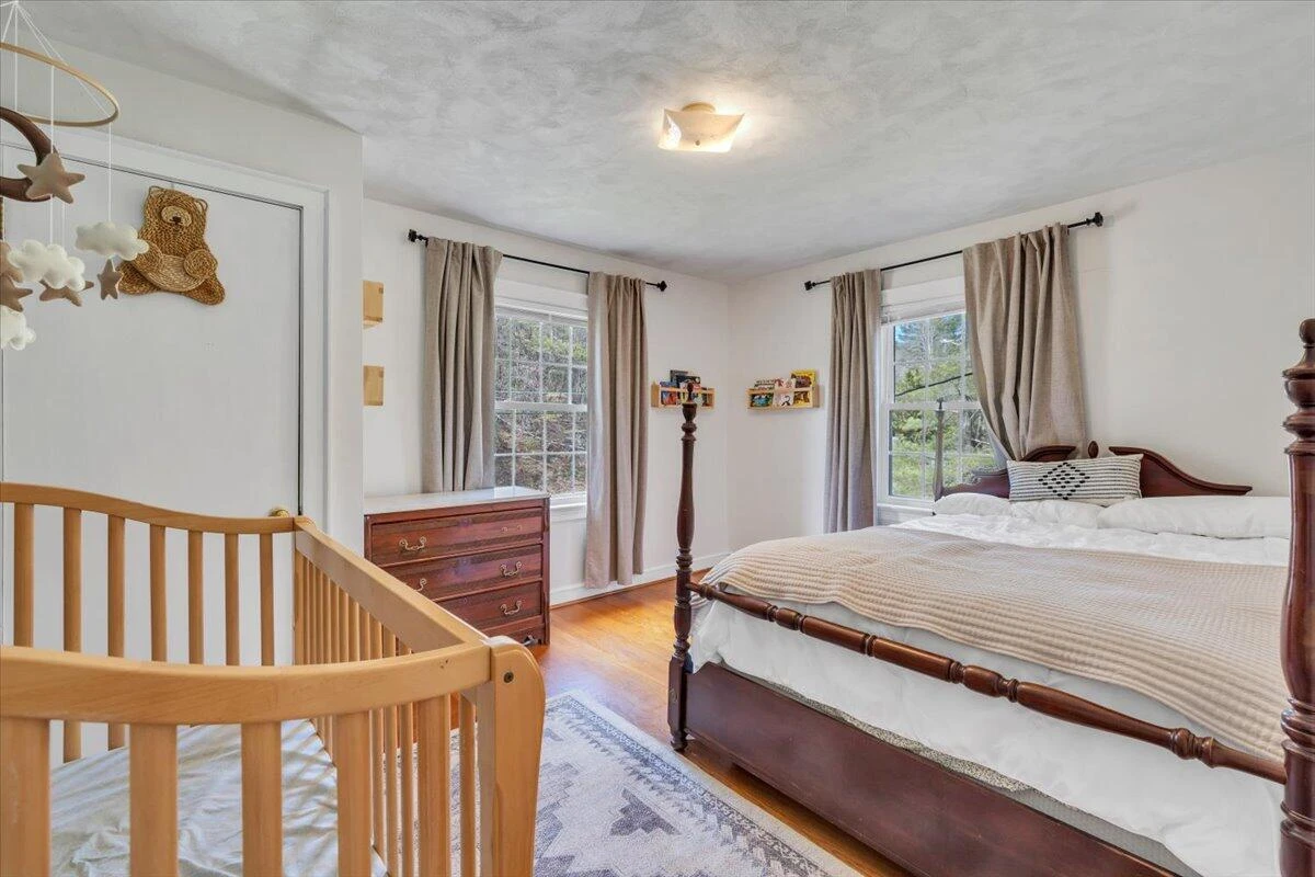 10388 Bent Mountain RD - Photo 33