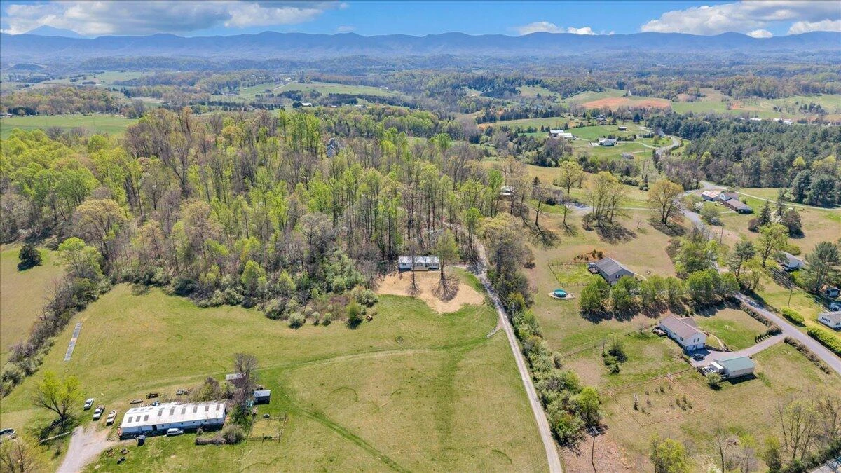 85 Little Paws LN - Photo 41