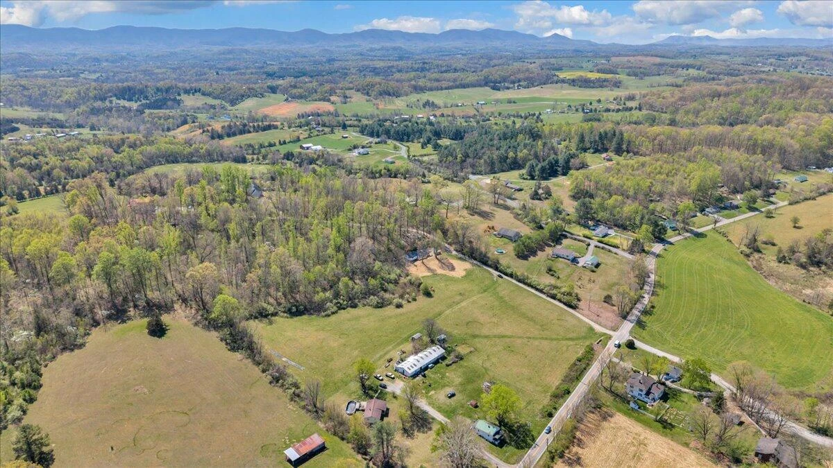 85 Little Paws LN - Photo 42