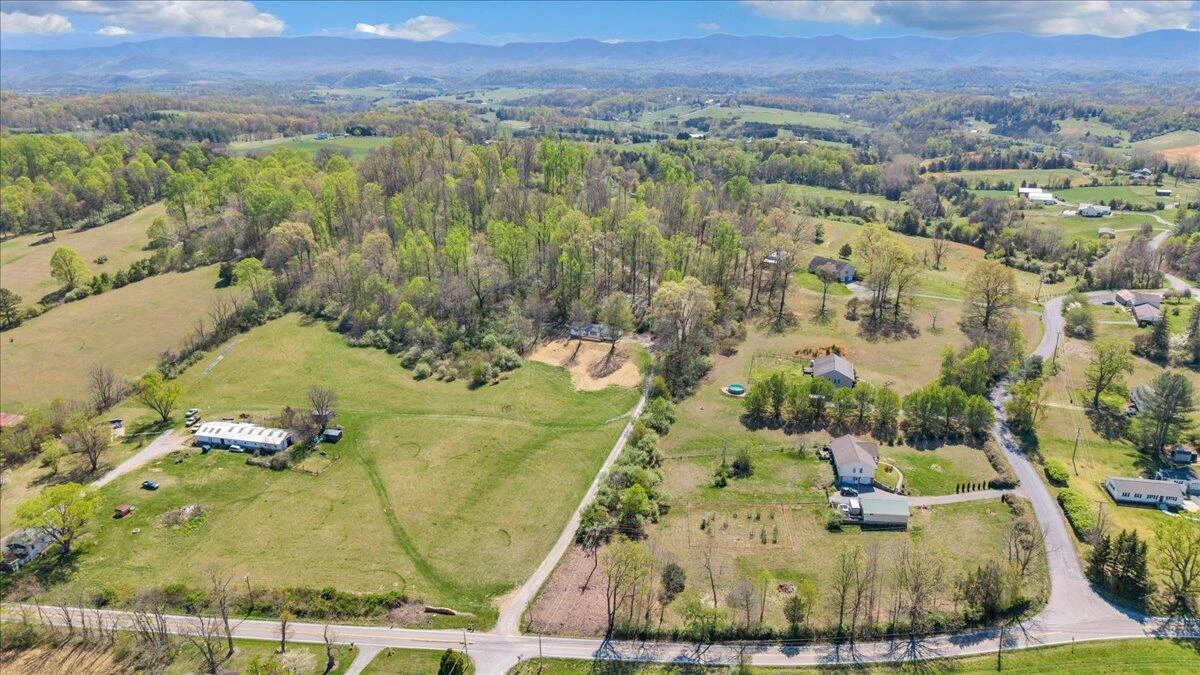 85 Little Paws LN - Photo 43