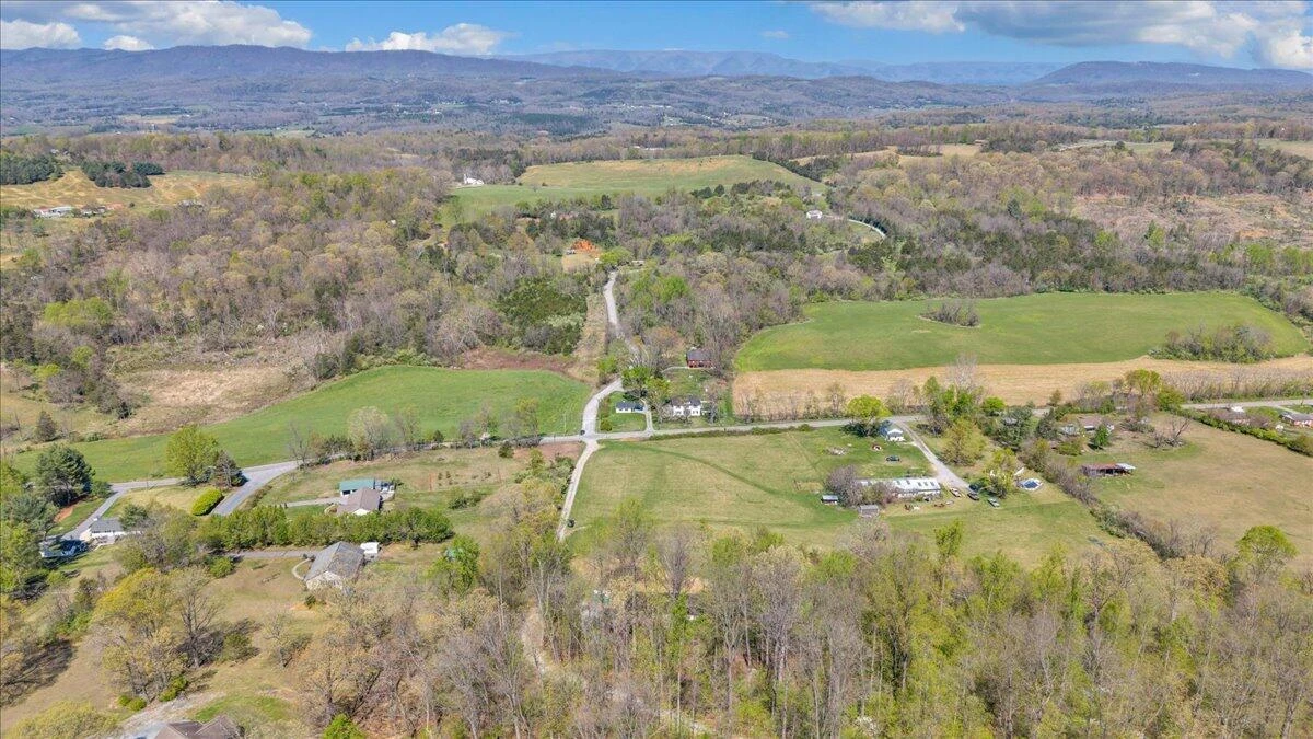 85 Little Paws LN - Photo 46