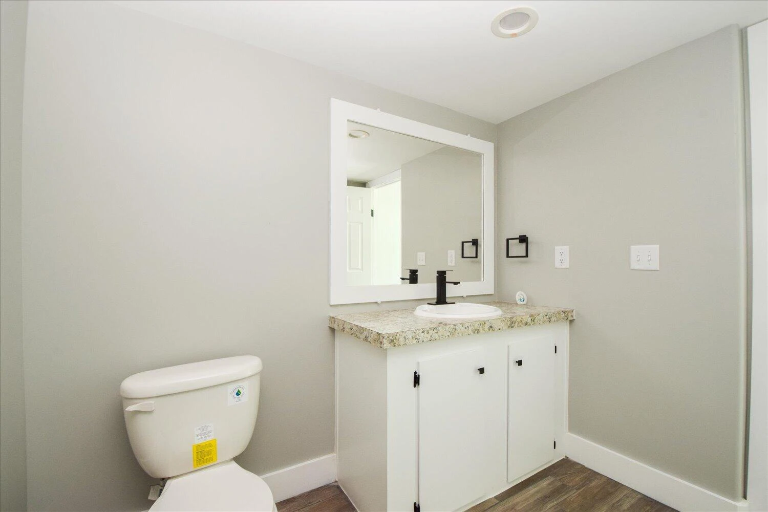 1176 Greenhill CT - Photo 15