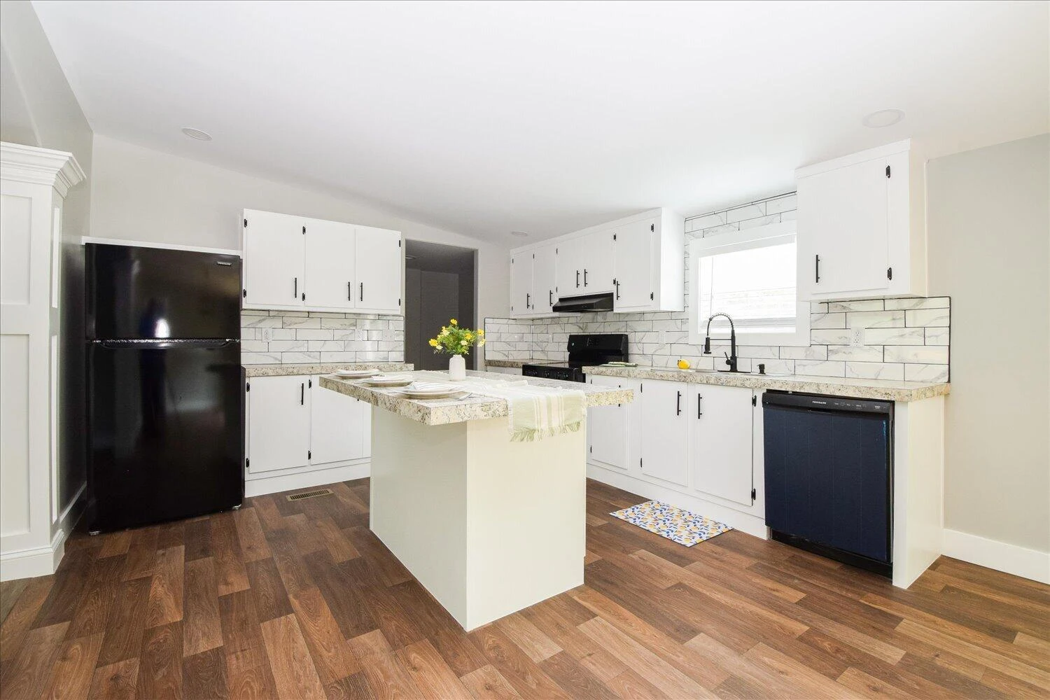 1176 Greenhill CT - Photo 20
