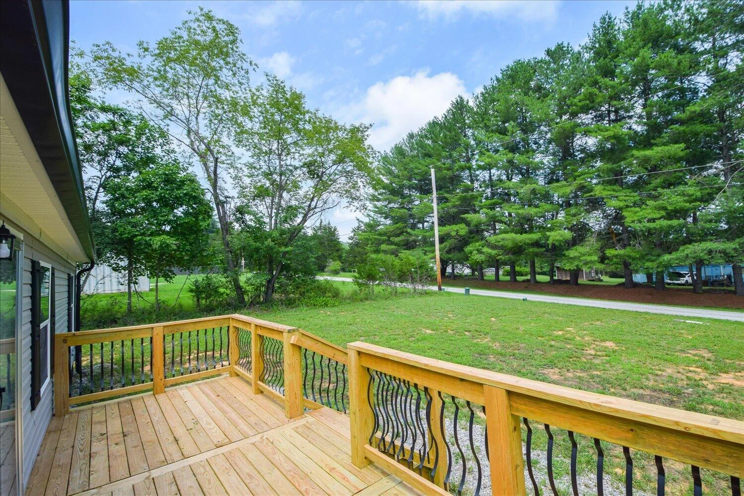 1176 Greenhill CT - Photo 9