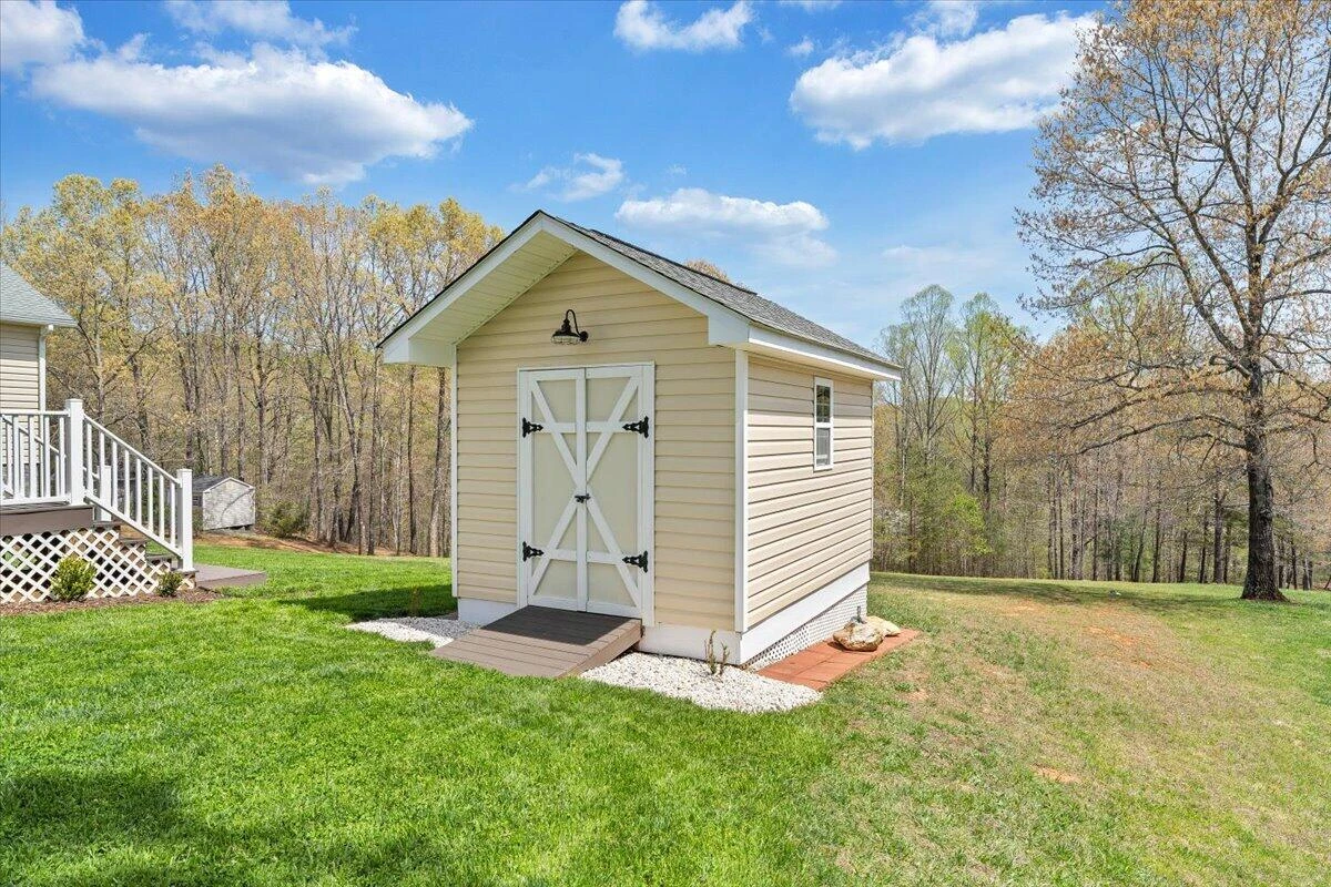 462 GILFORD RD - Photo 45