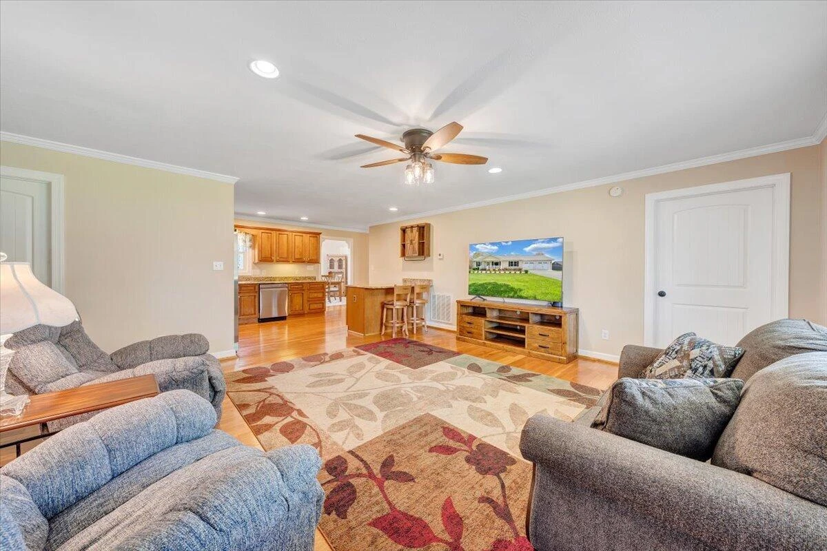 462 GILFORD RD - Photo 6