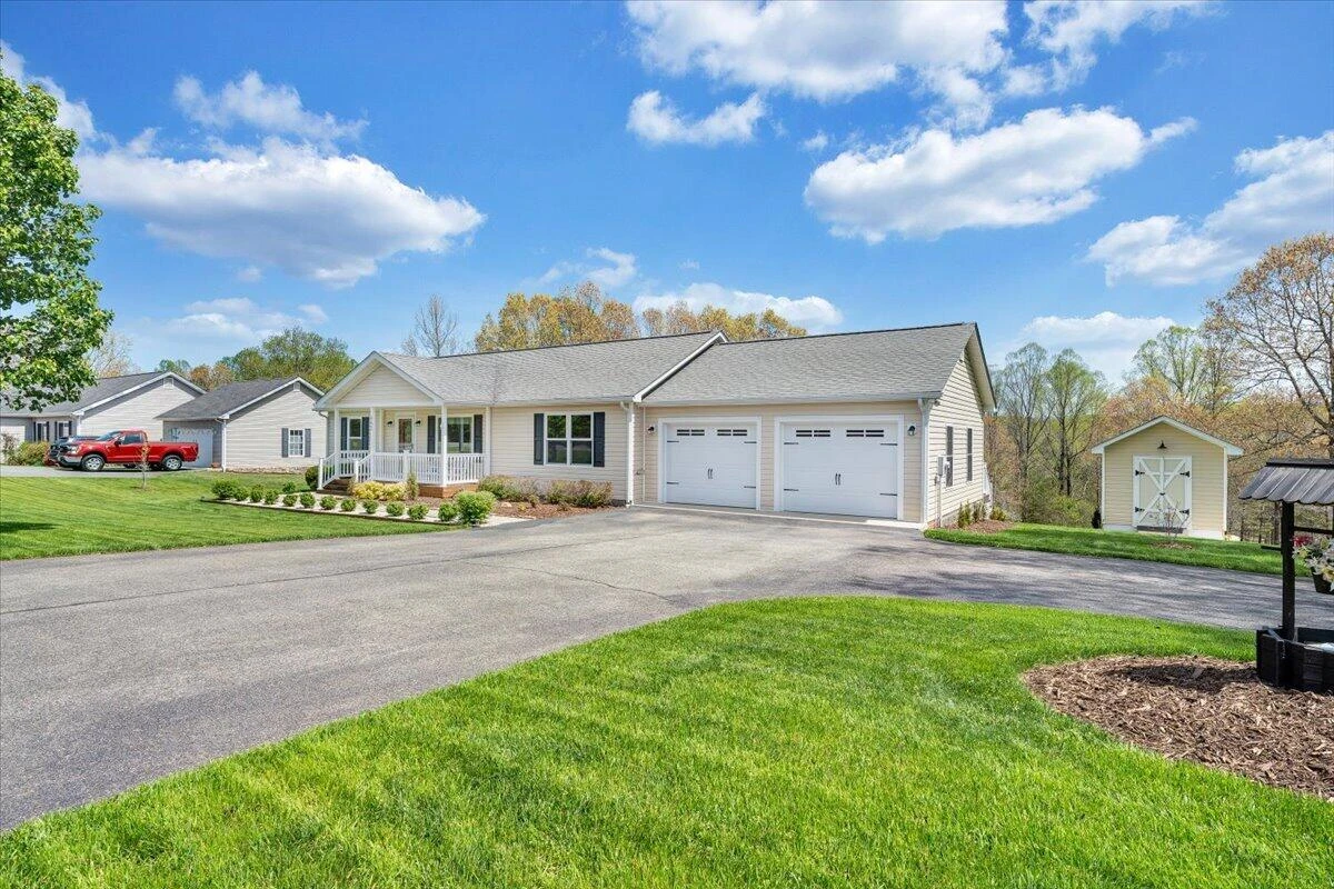 462 GILFORD RD - Photo 51