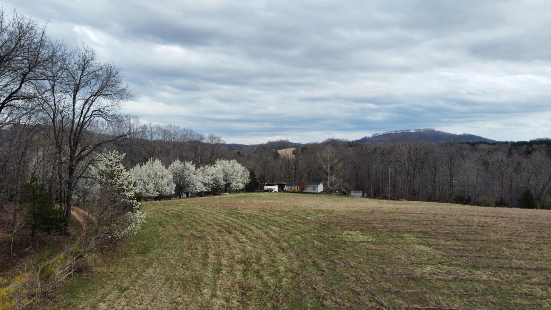 2578 Spradlin RD - Photo 22