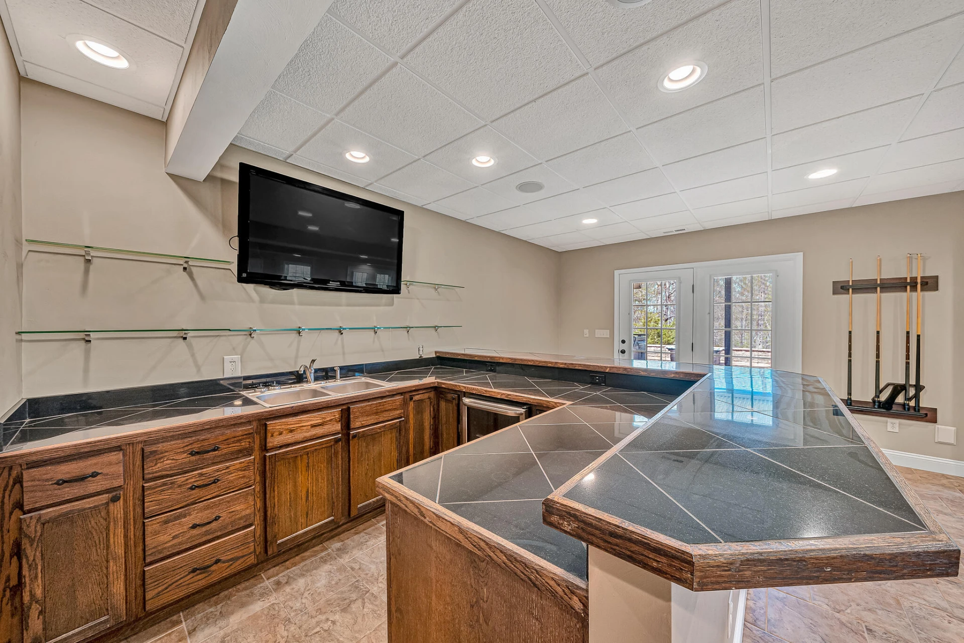 1087 Strawberry Hill CT - Photo 40