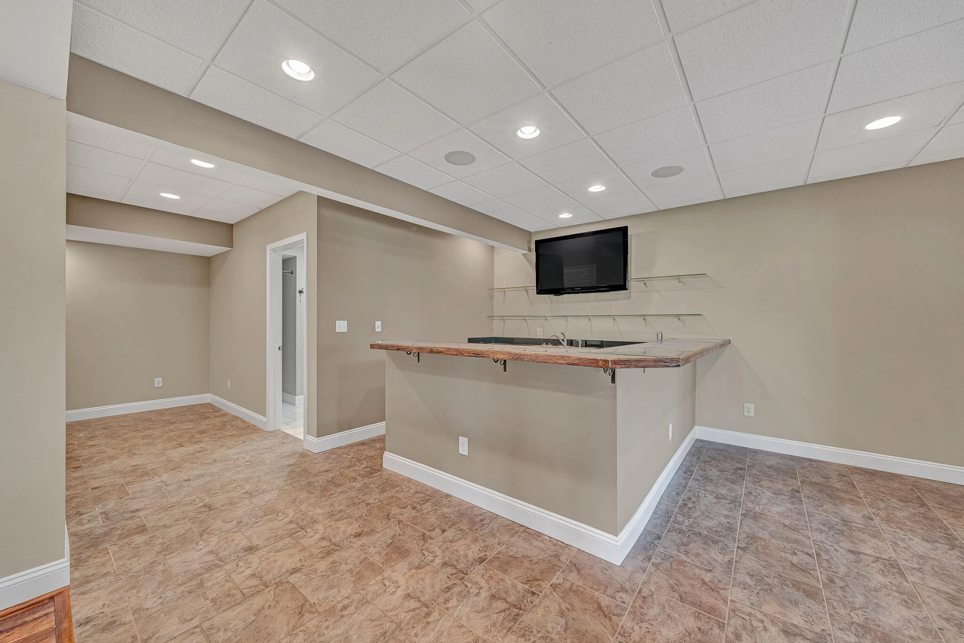 1087 Strawberry Hill CT - Photo 44