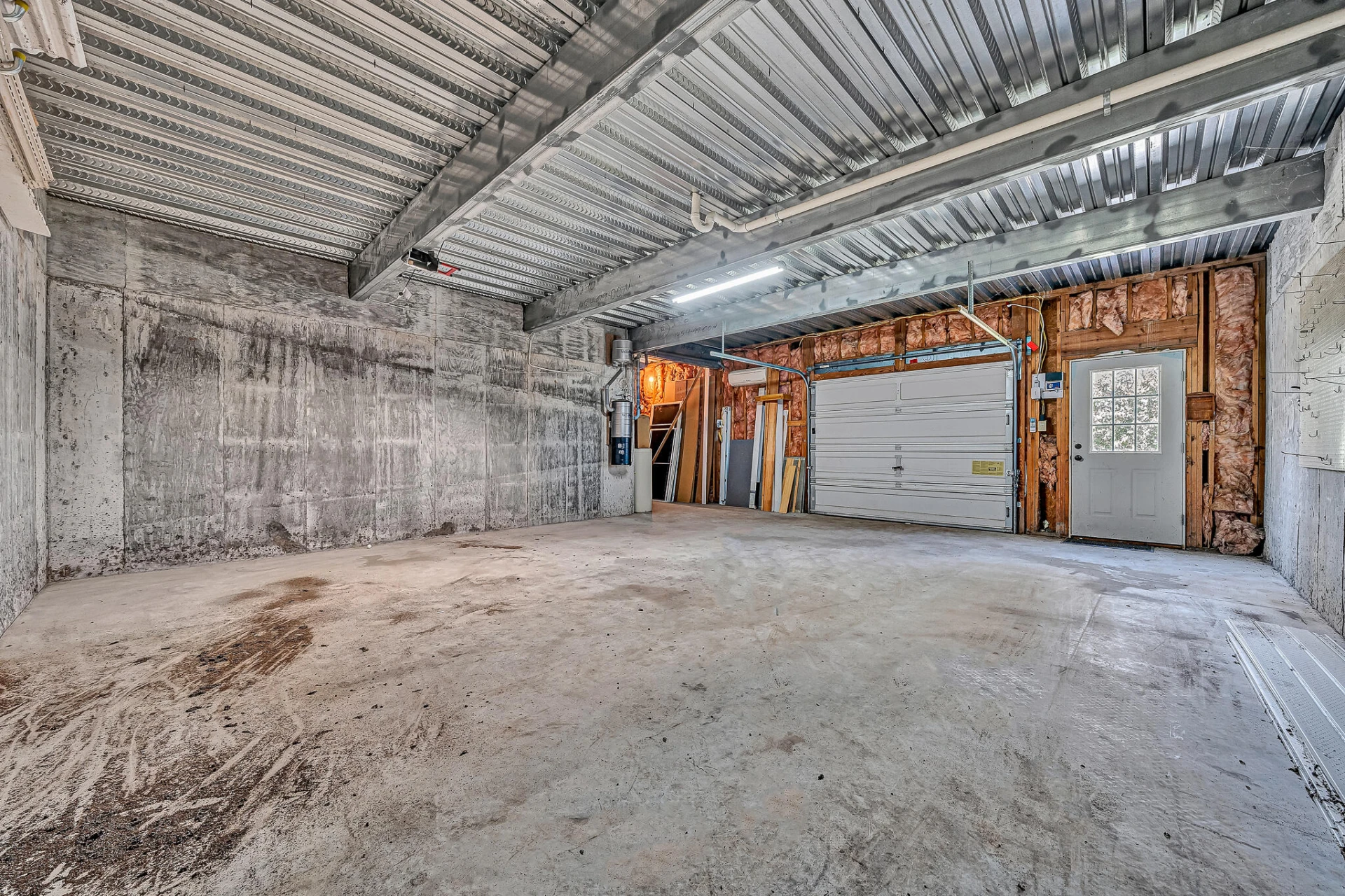 1087 Strawberry Hill CT - Photo 51