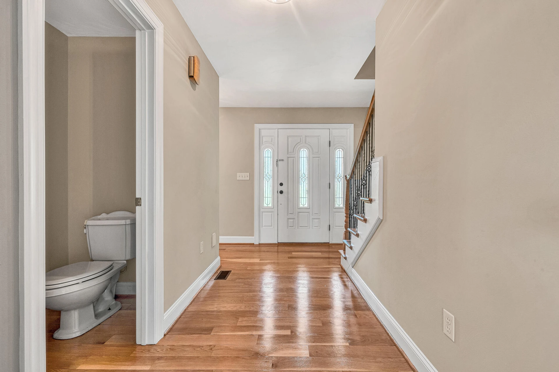 1087 Strawberry Hill CT - Photo 6