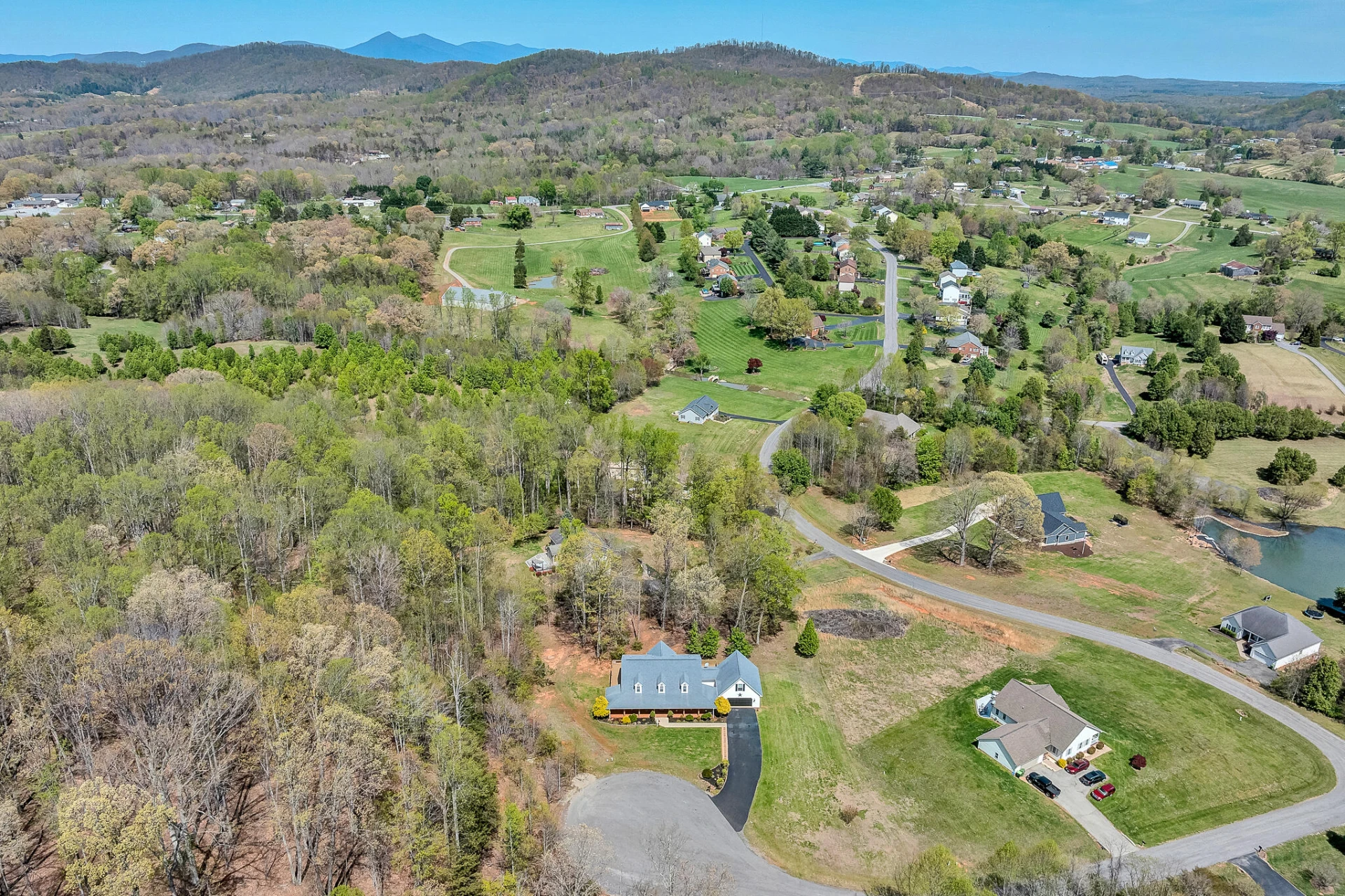 1087 Strawberry Hill CT - Photo 73