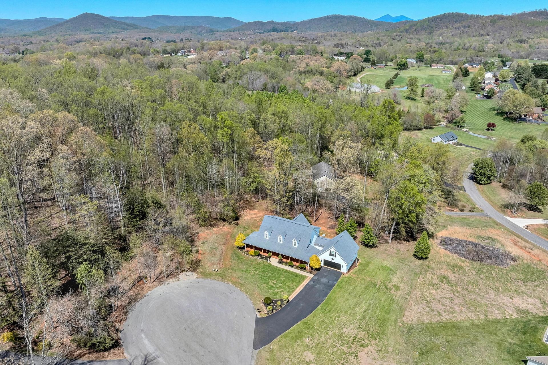 1087 Strawberry Hill CT - Photo 75