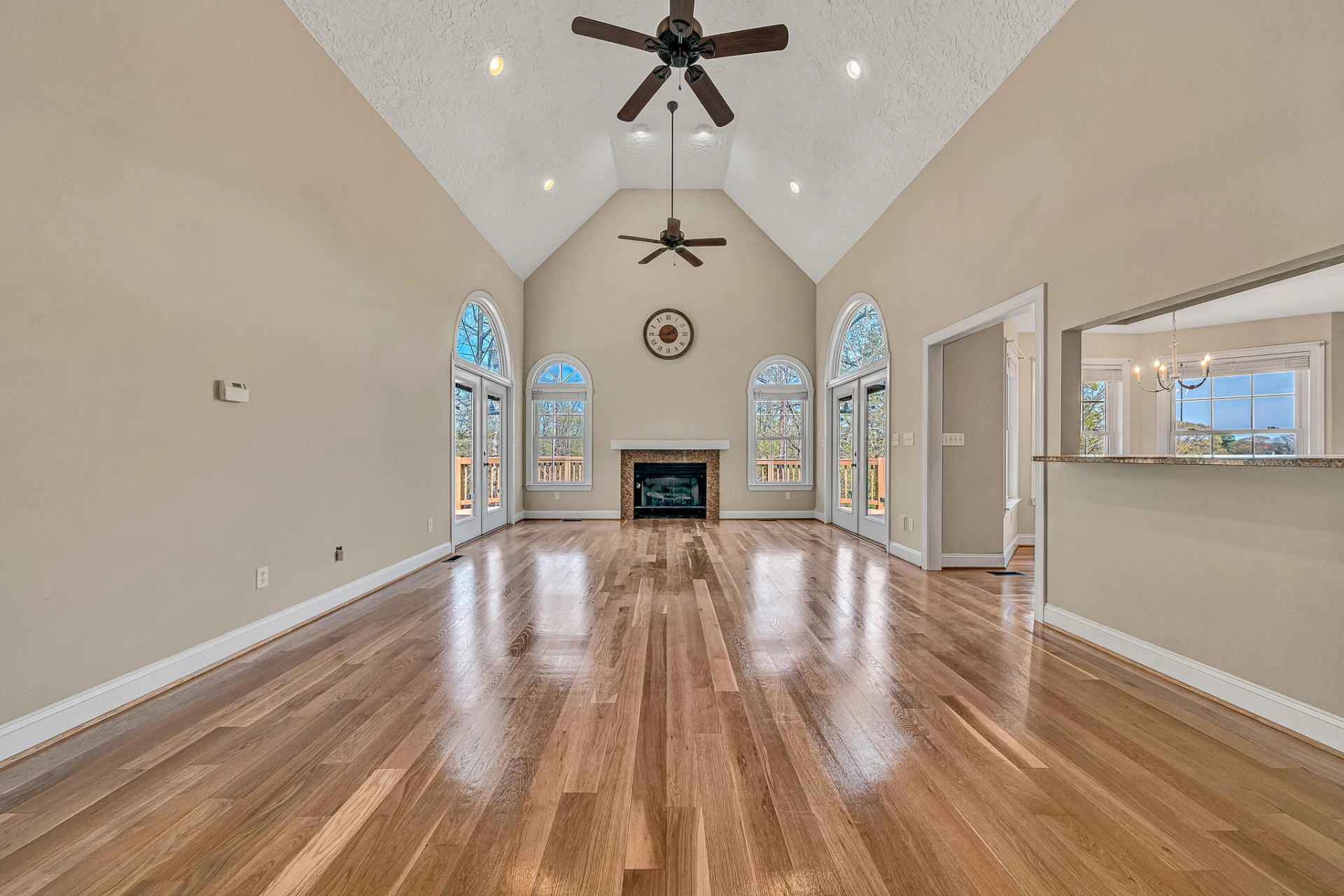 1087 Strawberry Hill CT - Photo 8