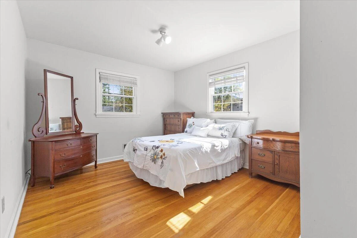 5019 Keithwood DR SW - Photo 11