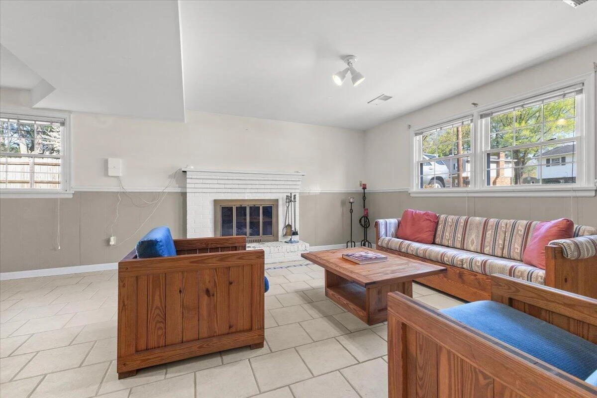 5019 Keithwood DR SW - Photo 13