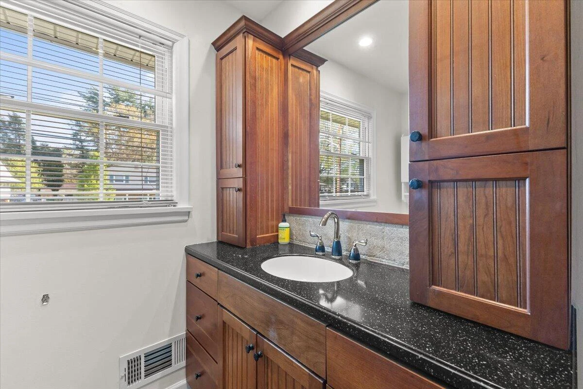 5019 Keithwood DR SW - Photo 8