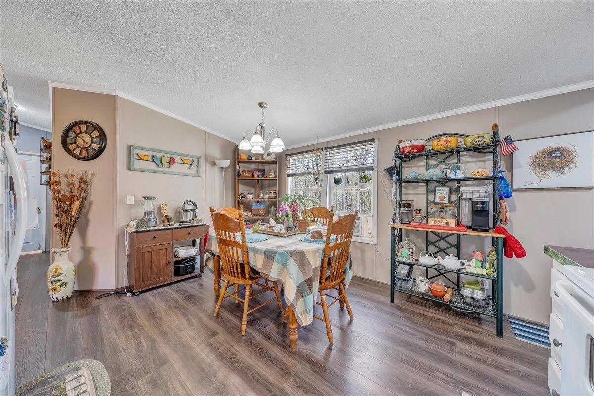 105 CHEROKEE LN - Photo 11