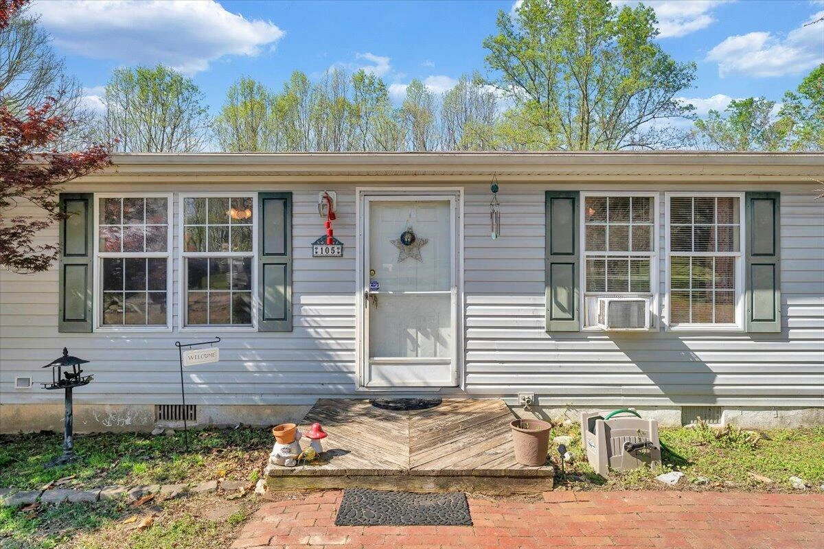 105 CHEROKEE LN - Photo 2