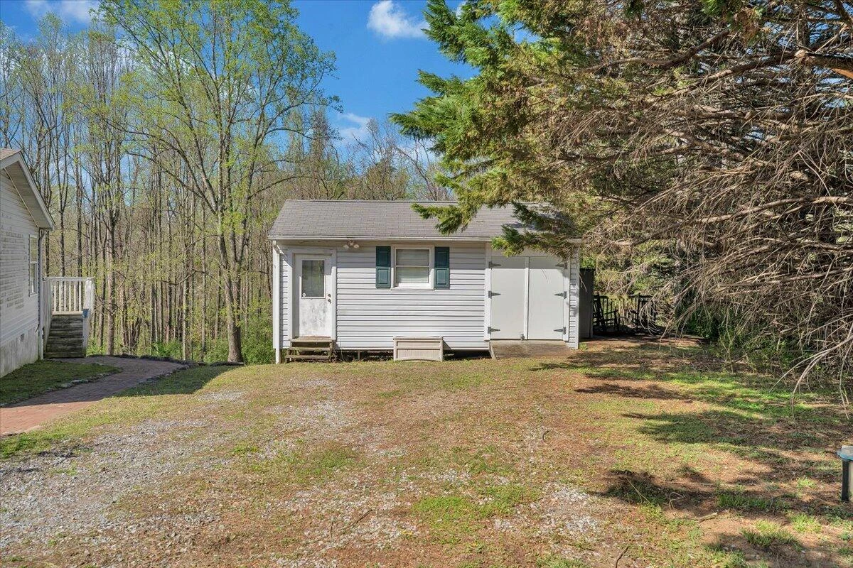 105 CHEROKEE LN - Photo 23