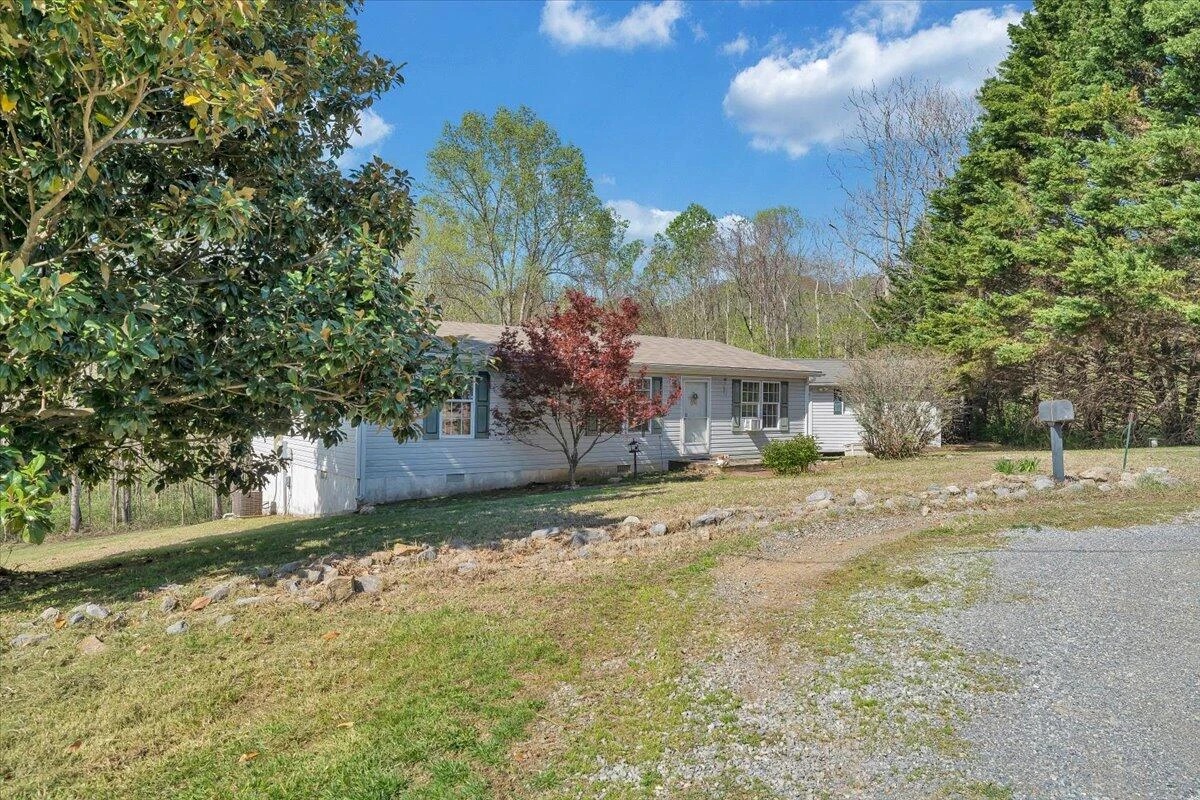 105 CHEROKEE LN - Photo 36