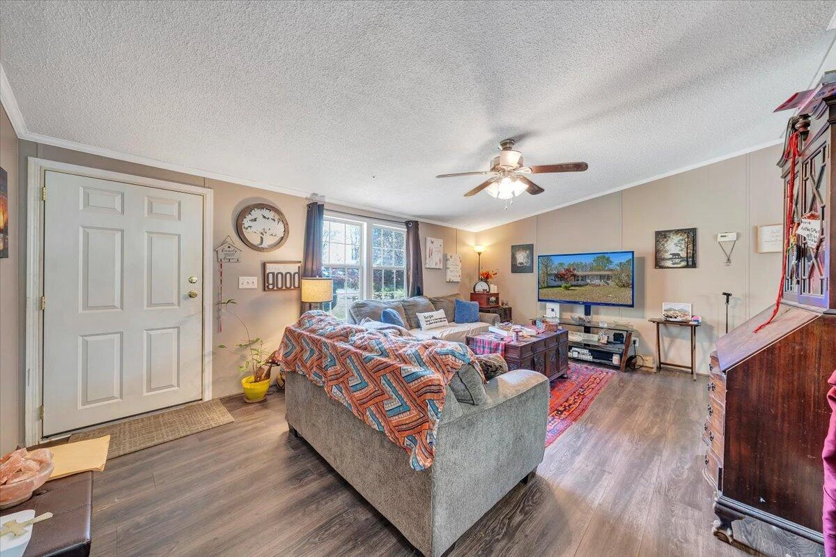105 CHEROKEE LN - Photo 5
