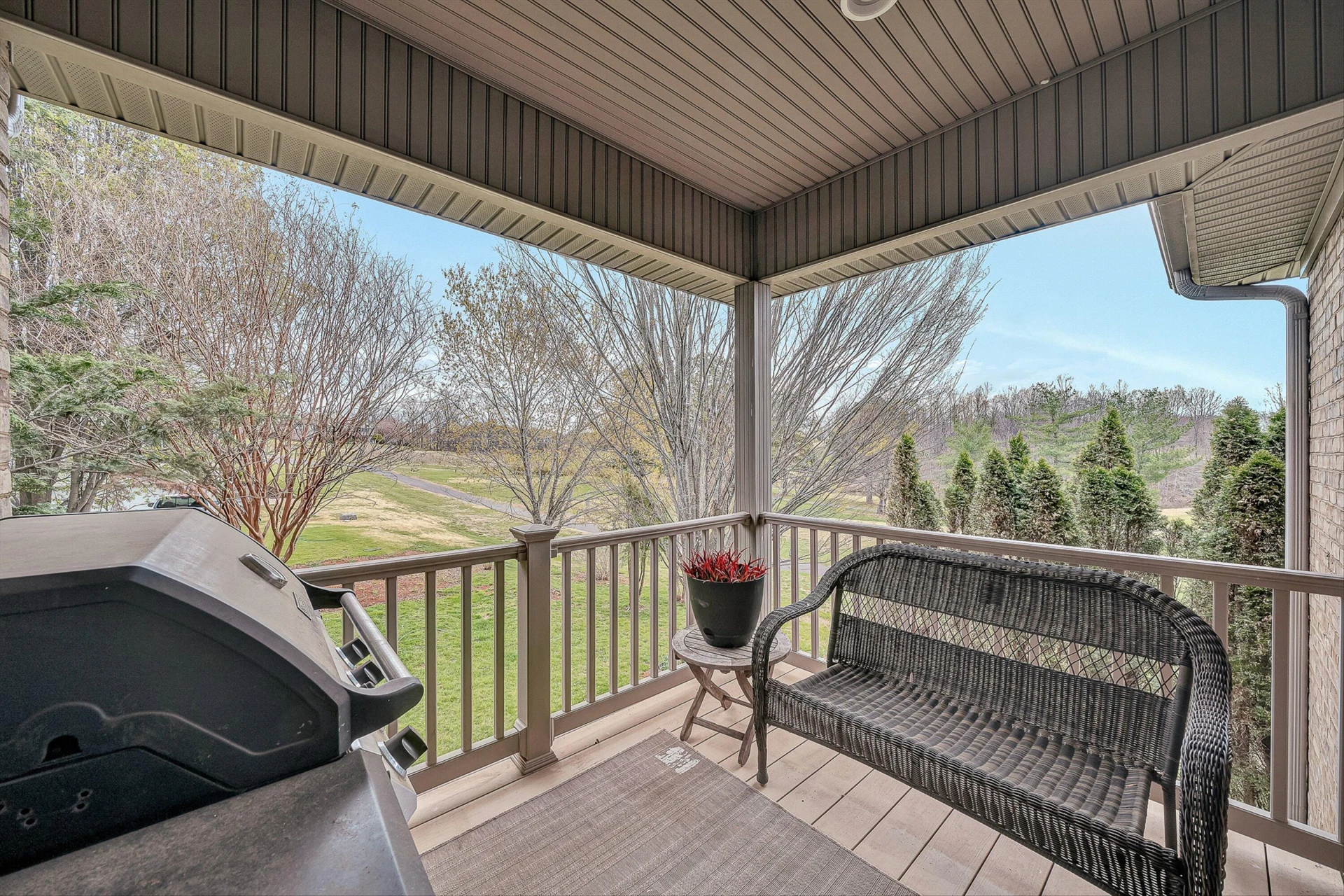 375 Chestnut Creek DR - Photo 18