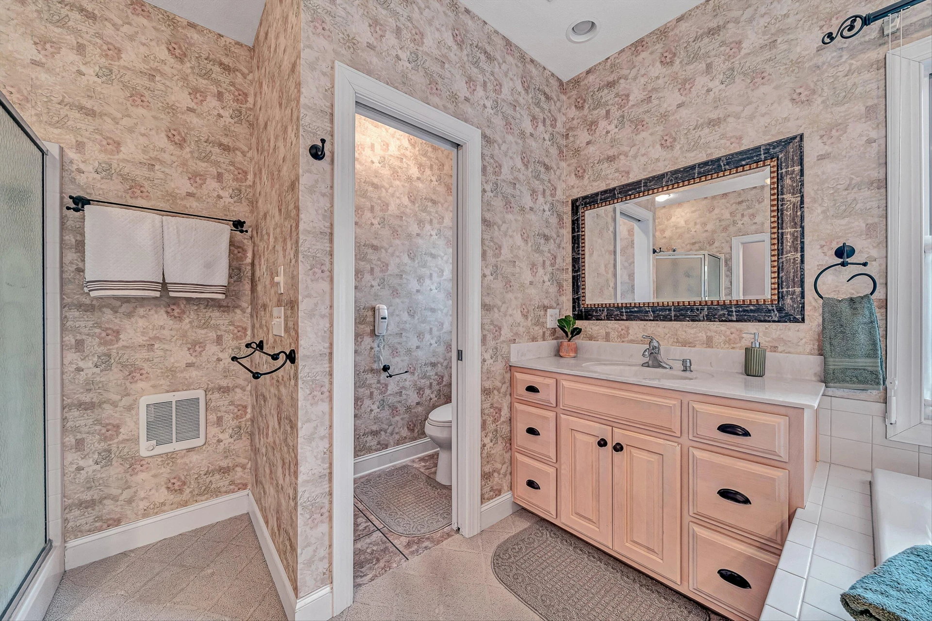 375 Chestnut Creek DR - Photo 26
