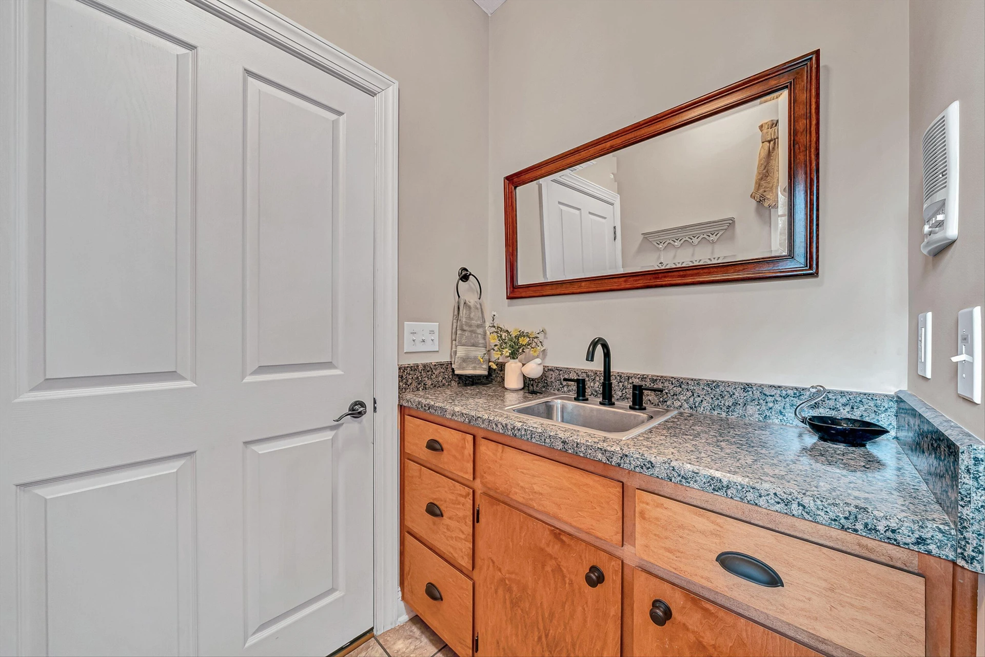 375 Chestnut Creek DR - Photo 35