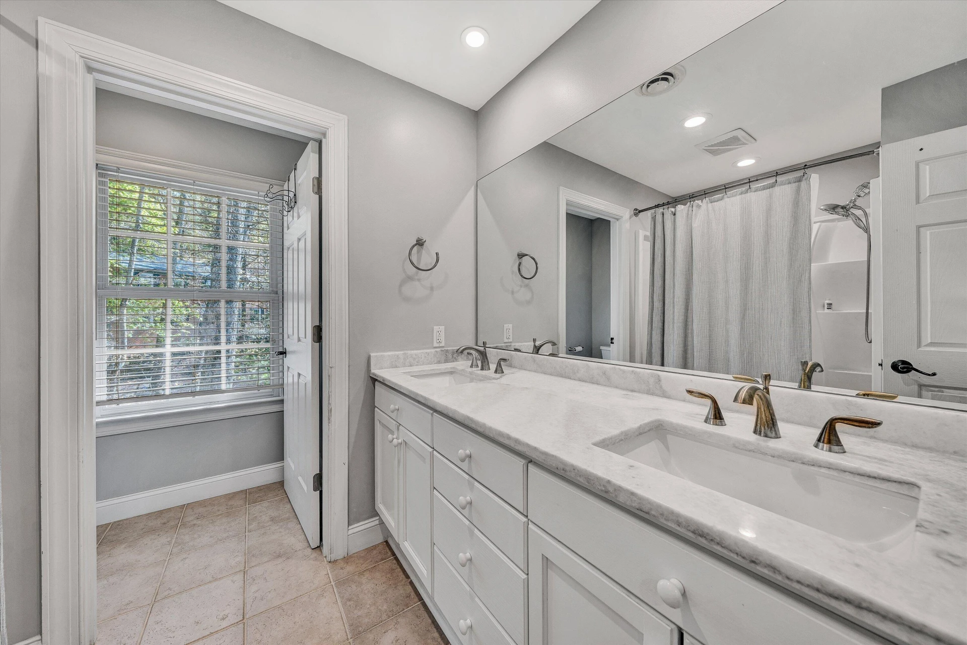3404 Woodland Hills LN SW - Photo 32
