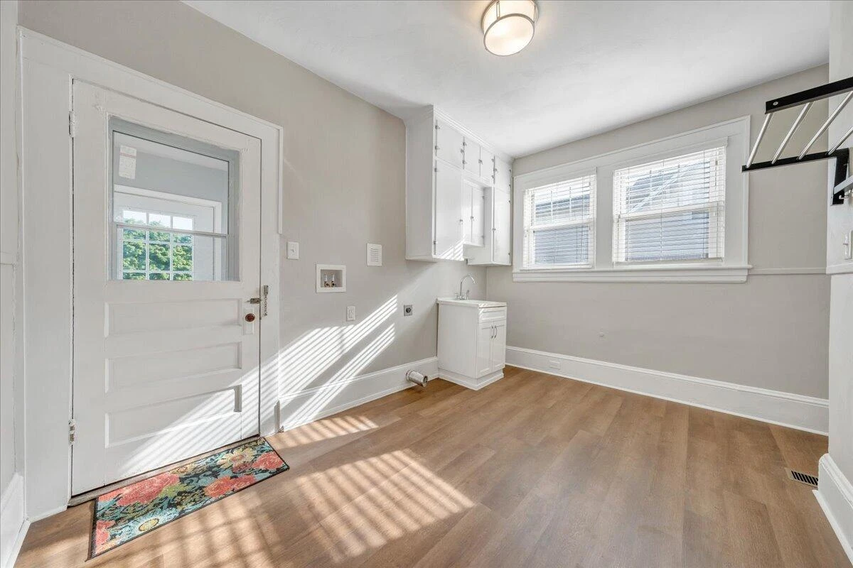 1819 Maiden LN SW - Photo 20