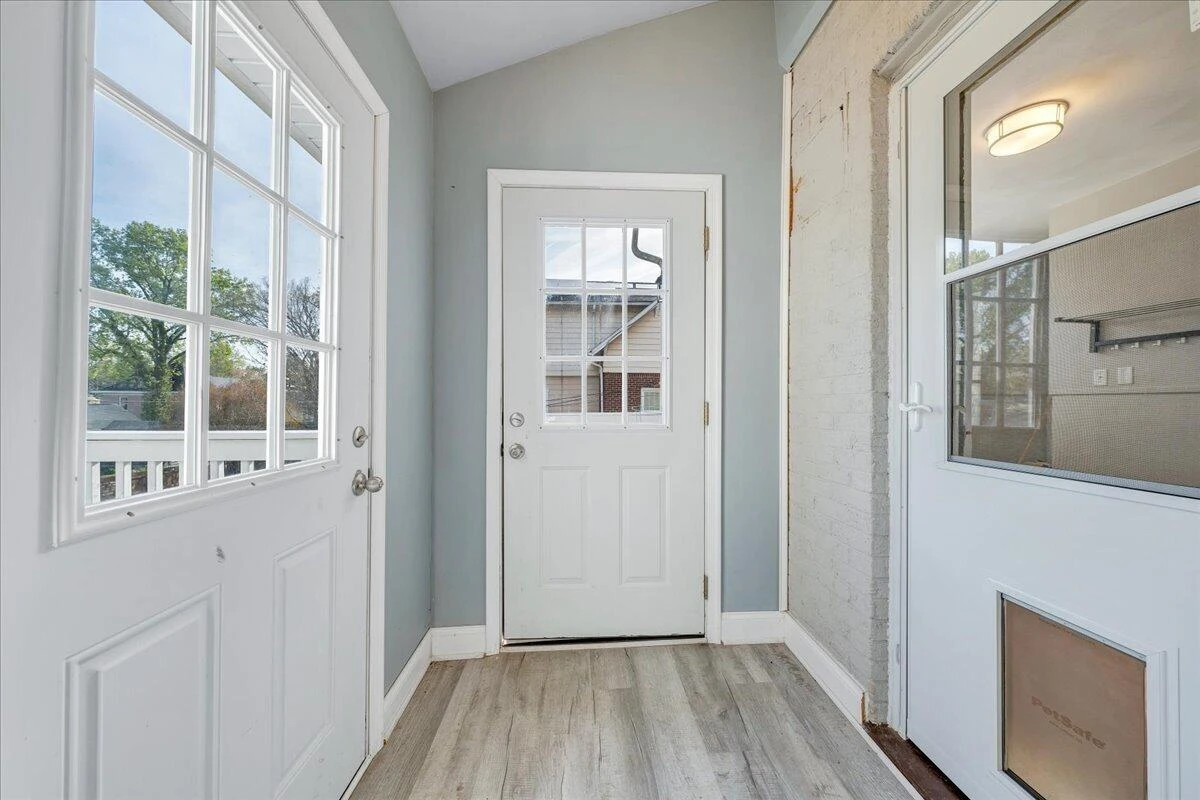 1819 Maiden LN SW - Photo 22