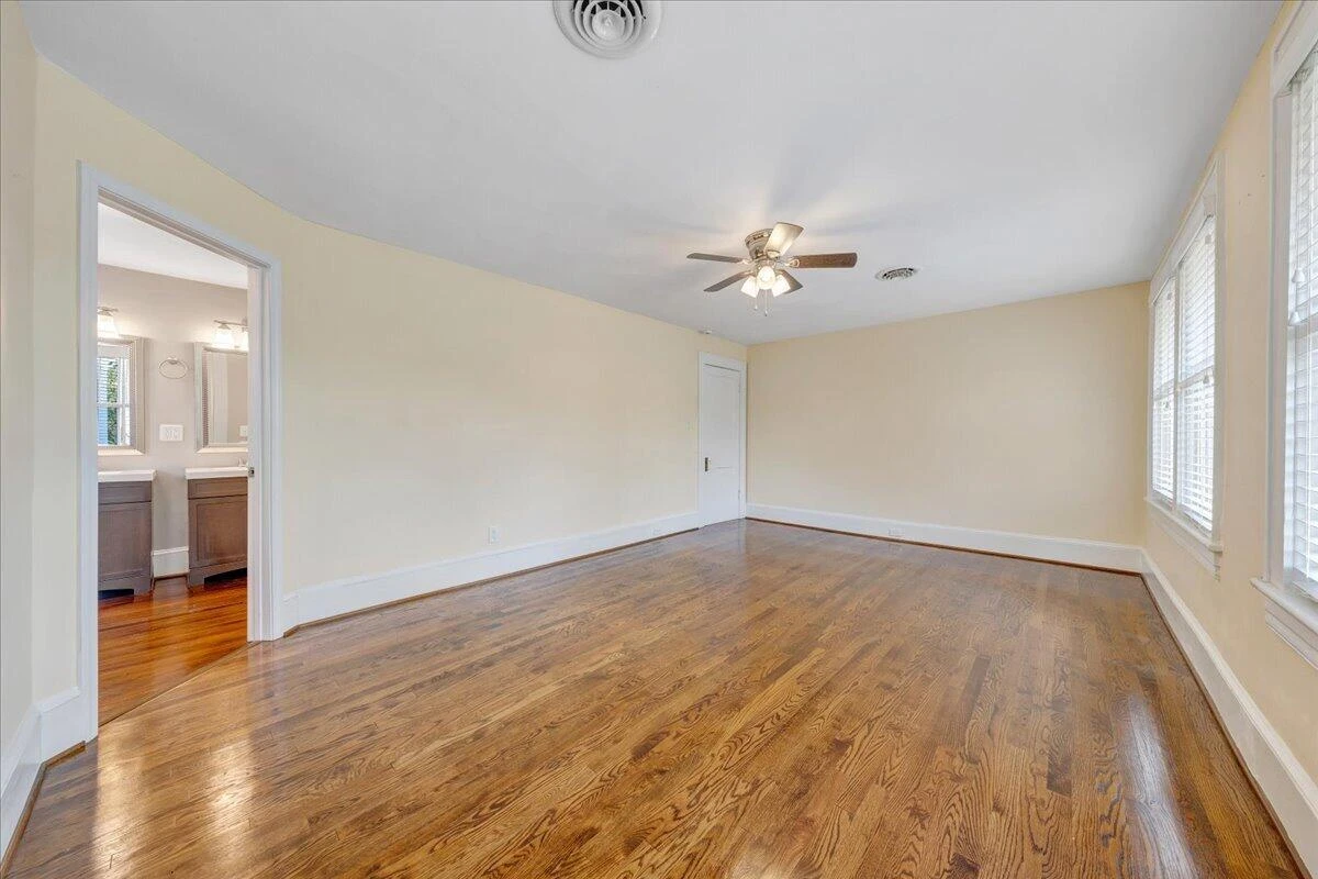 1819 Maiden LN SW - Photo 33