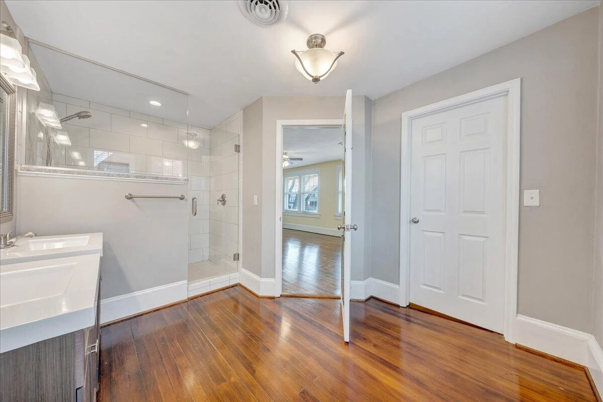 1819 Maiden LN SW - Photo 37