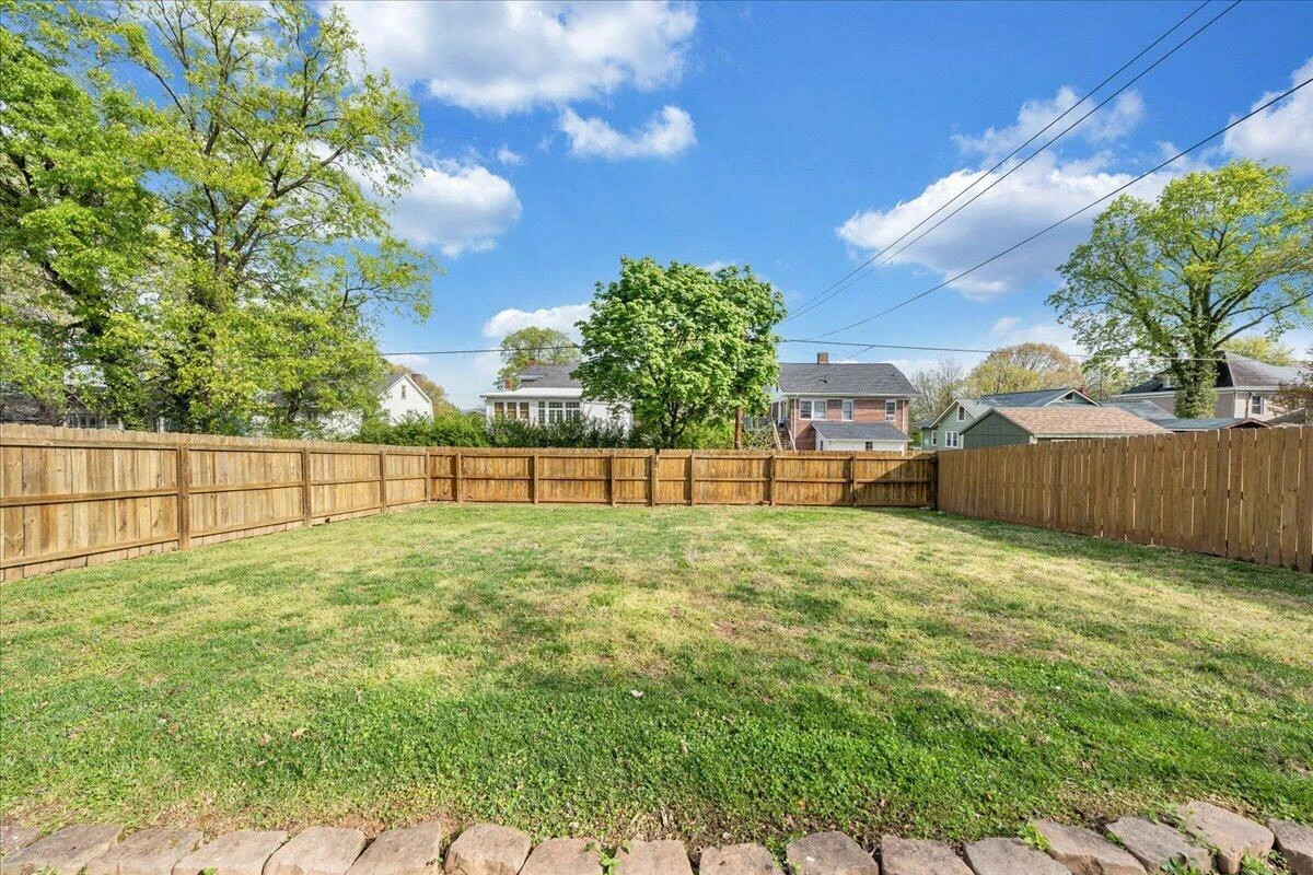1819 Maiden LN SW - Photo 49