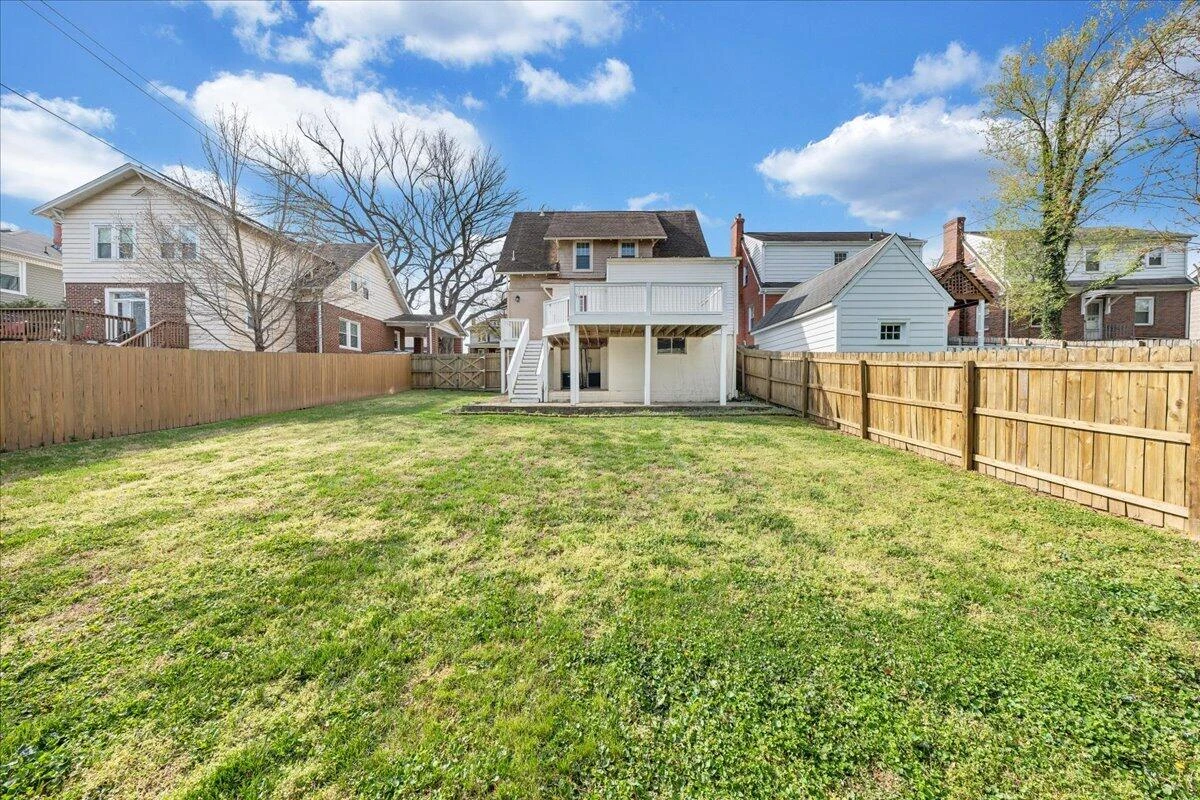1819 Maiden LN SW - Photo 53