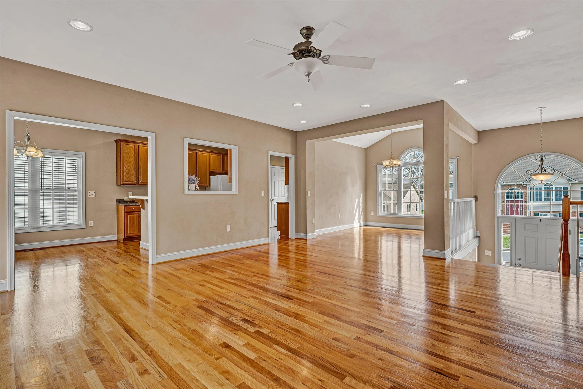 8013 Amber Wood CT - Photo 12