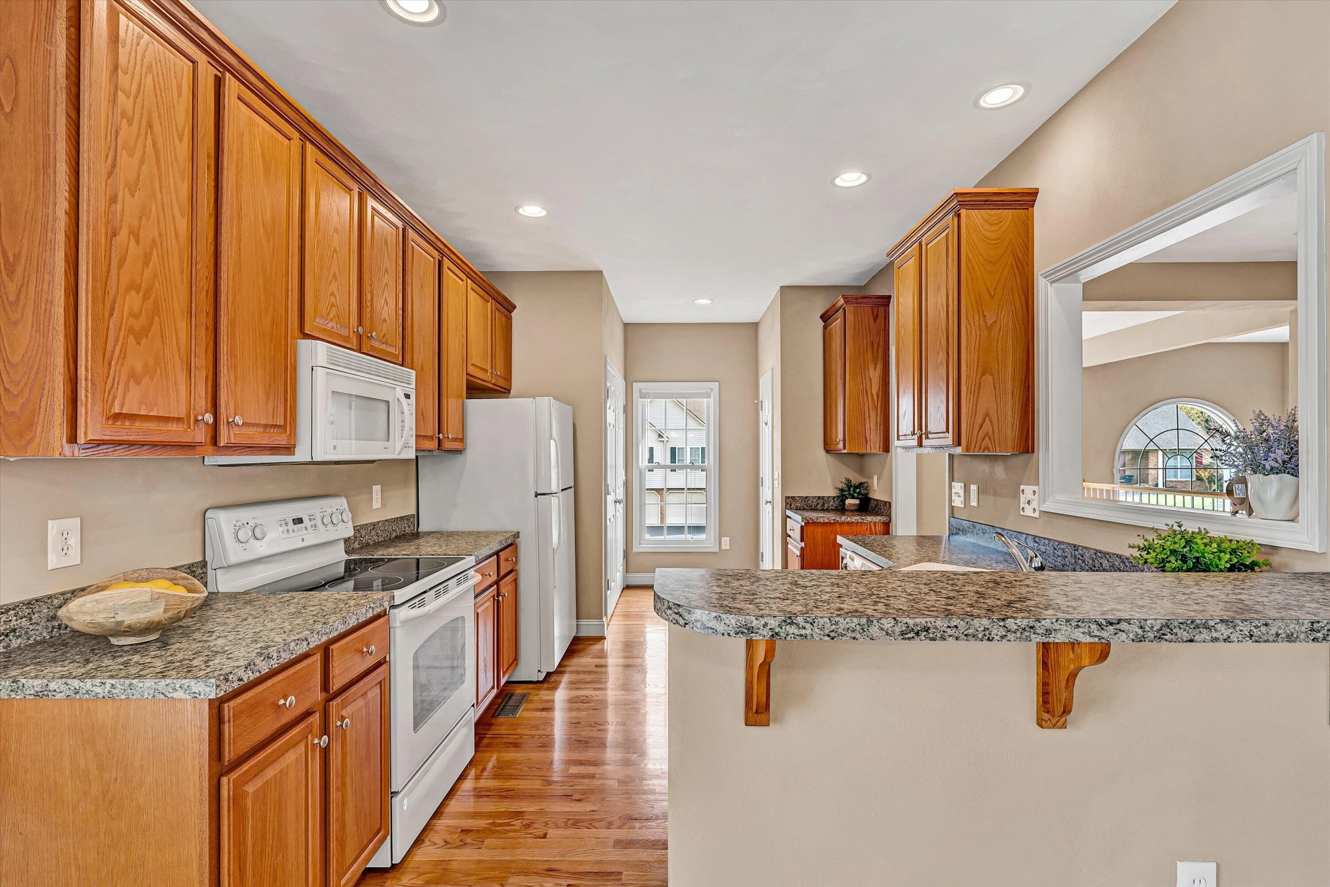 8013 Amber Wood CT - Photo 15