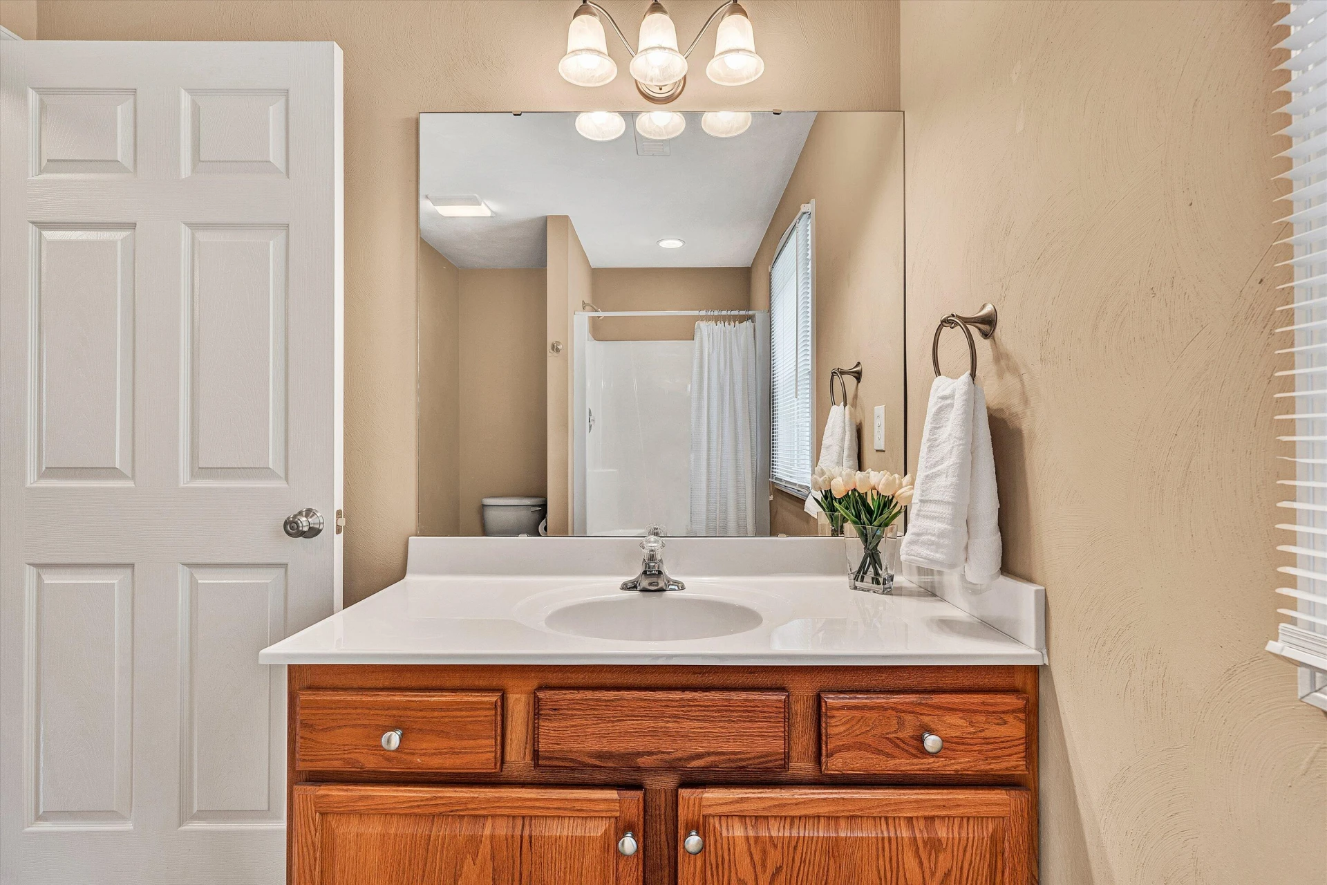 8013 Amber Wood CT - Photo 31