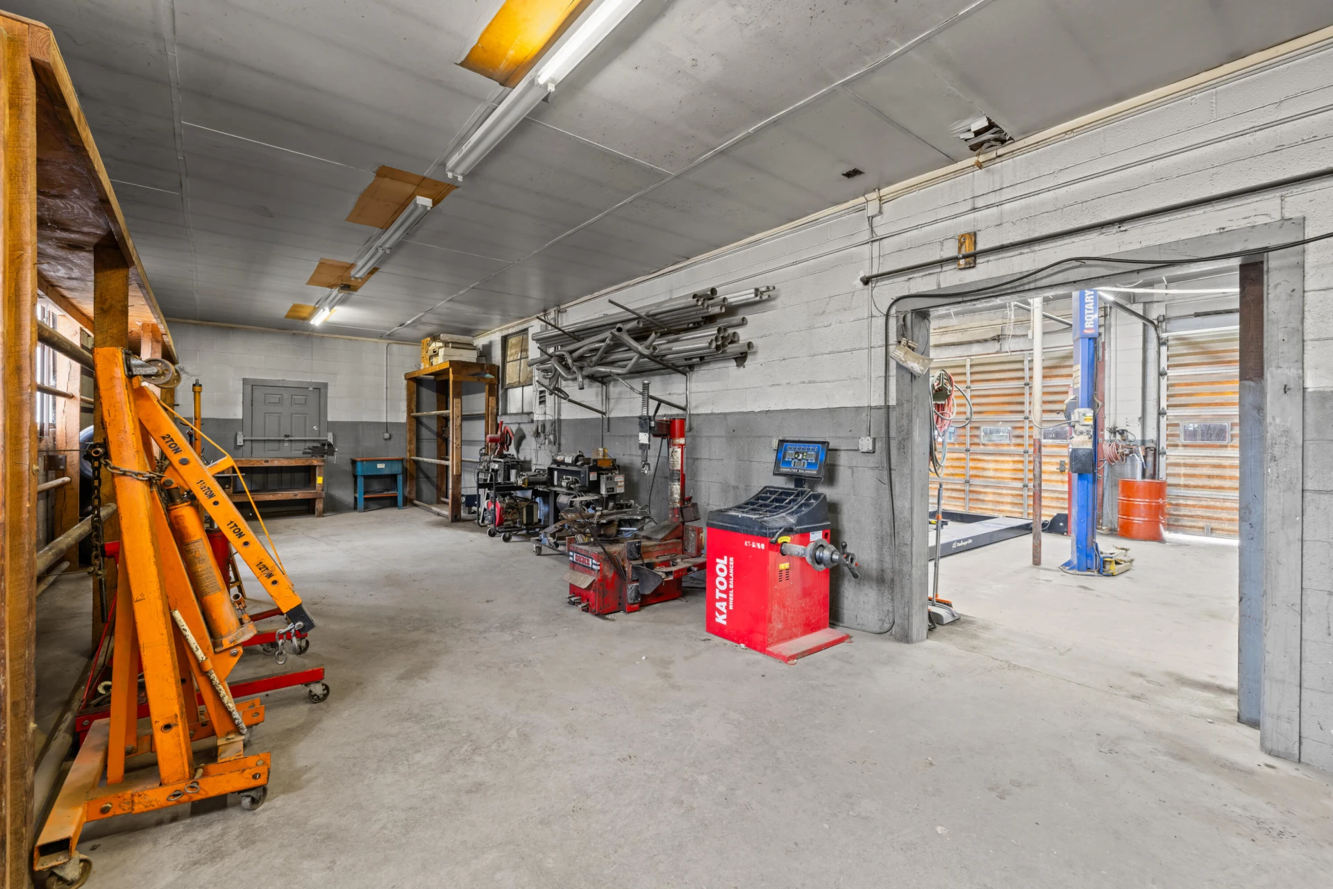 16855 Oak ST - Photo 17