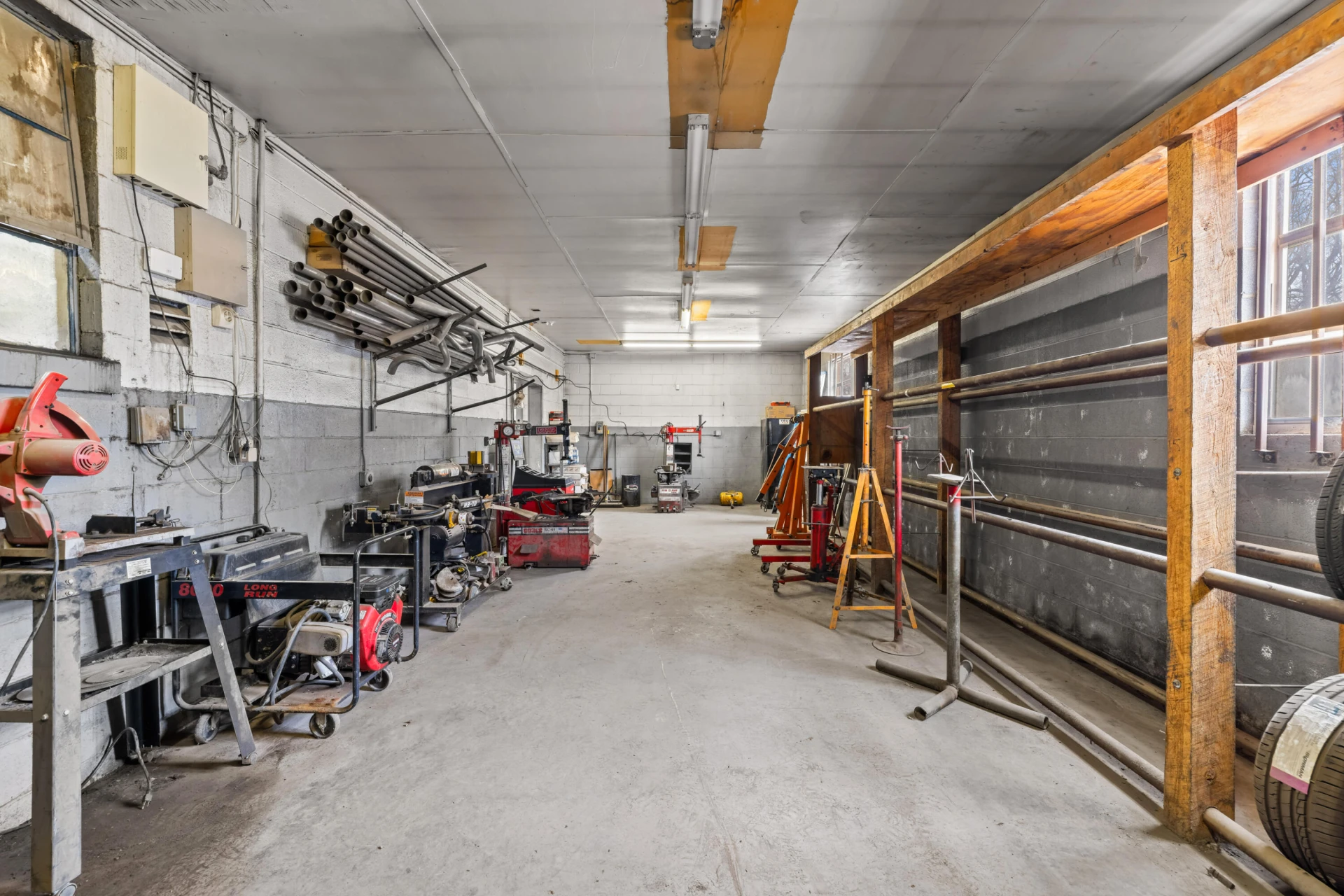 16855 Oak ST - Photo 18