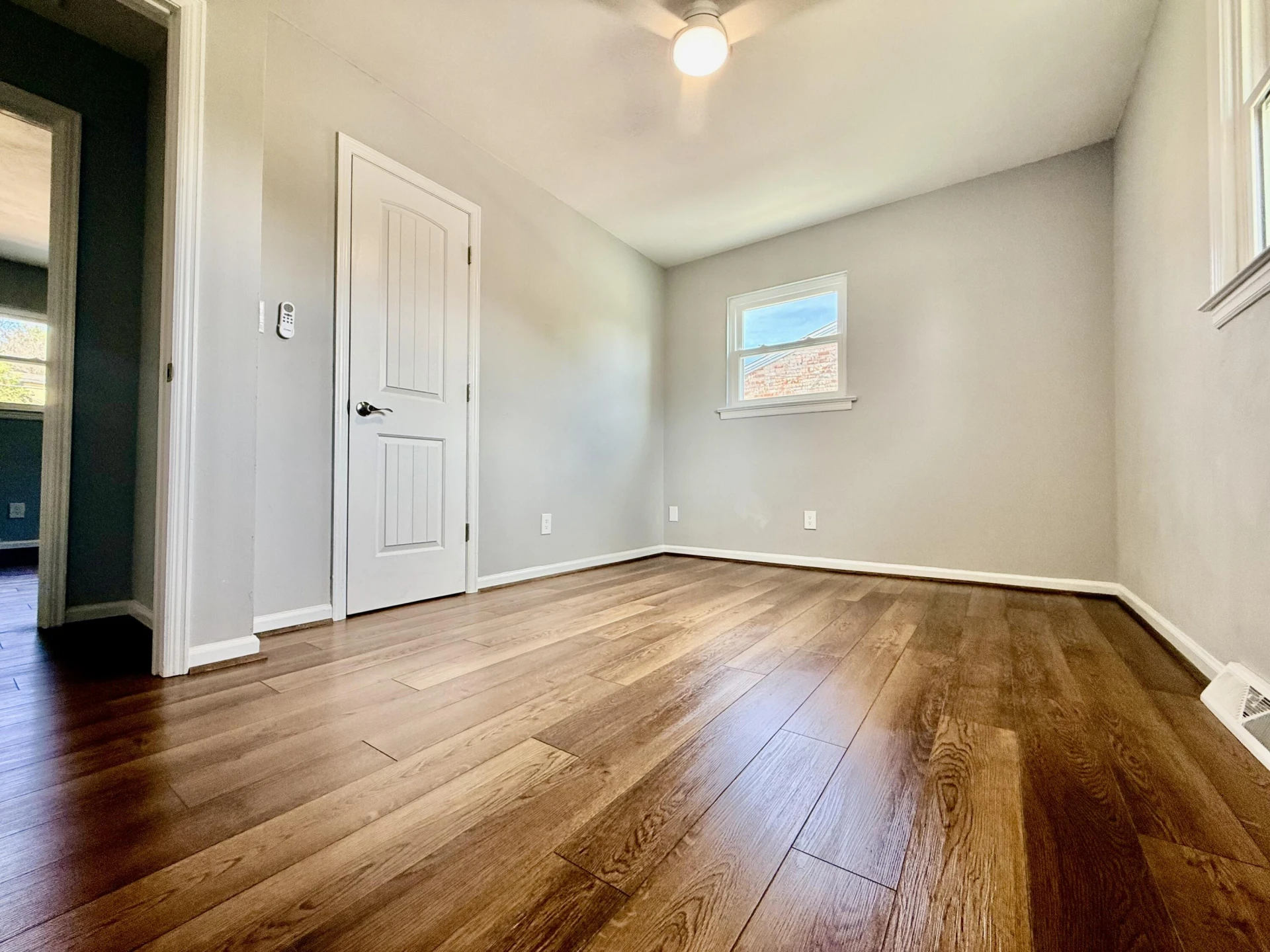 3213 Forest Park BLVD NW - Photo 8